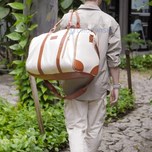 DW® 2-in-1 Garment Duffel Bag