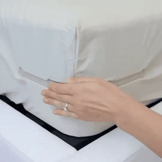 SnugSheet™ | Bedsheet Holder Lock